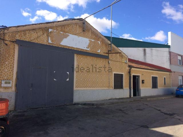 Nave en venta en Villares De La Reina