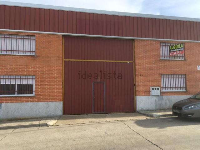 Nave en alquiler en Villares De La Reina