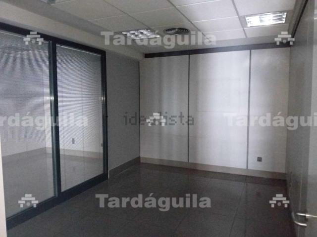 Local Comercial en alquiler en Villares De La Reina
