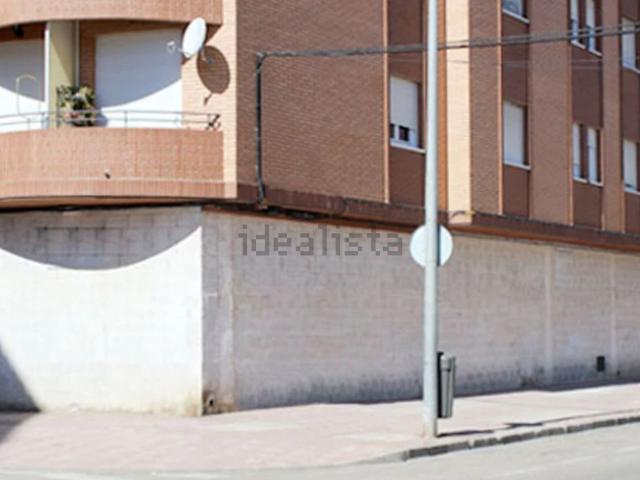 Local Comercial en venta en Villarrobledo, Albacete
