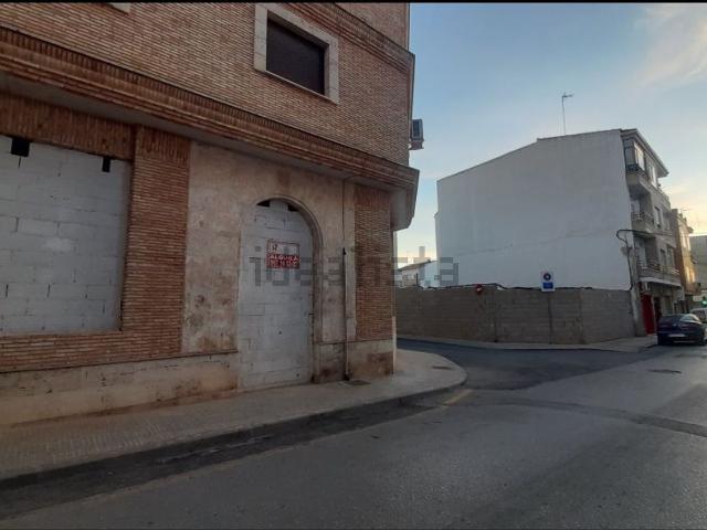 Local Comercial en venta en Villarrobledo, Albacete
