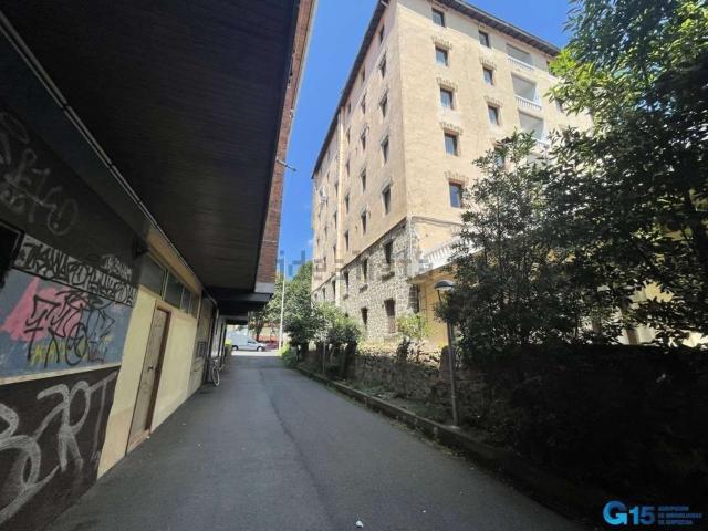Local Comercial en venta en Iñurritza, Zarautz