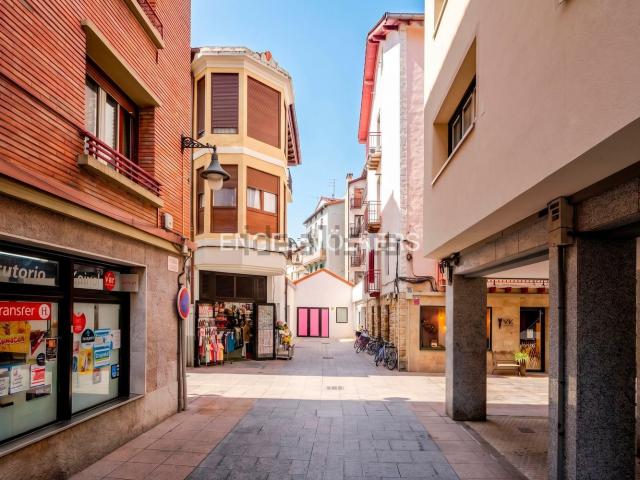 Local Comercial en venta en Alde Zaharra, Zarautz