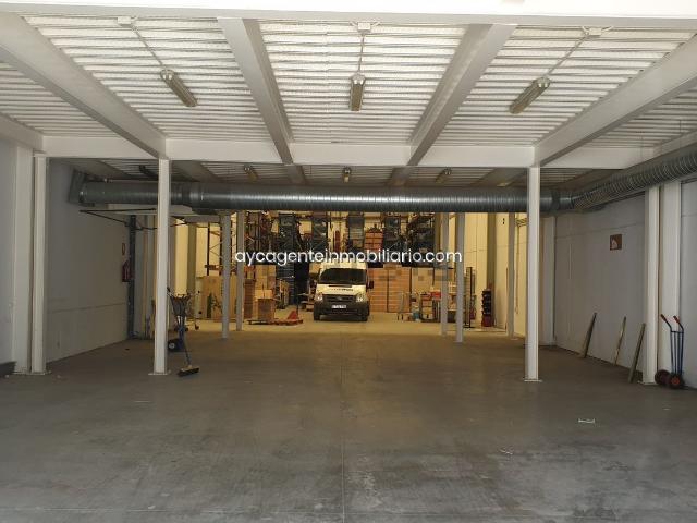 Nave en venta en Estebuna, Costa del Sol Occidental