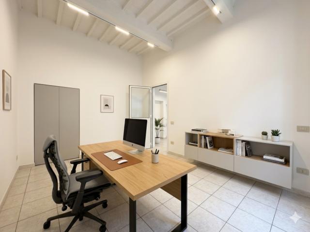 Locale Commerciale in vendita a Livorno, Toscana