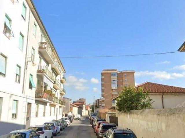 Locale Commerciale in vendita a Livorno, Toscana