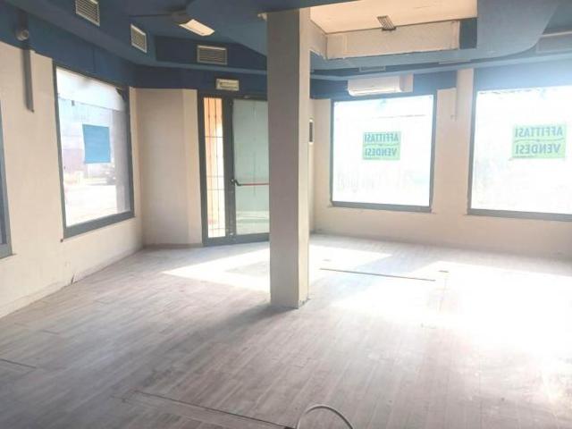 Locale Commerciale in vendita a San Giovanni alla Vena, San Giovannialla Vena