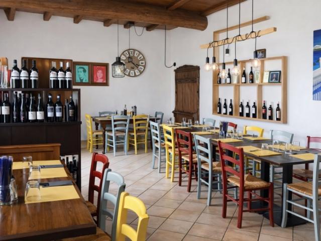 Locale Commerciale in affitto a Brenzone, Veneto