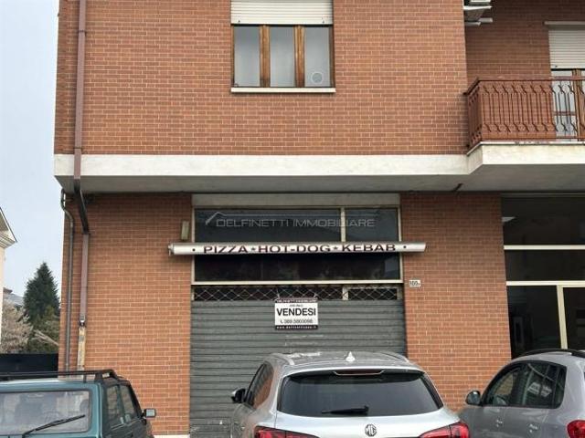 Locale Commerciale in affitto a Piemonte, Cuneo