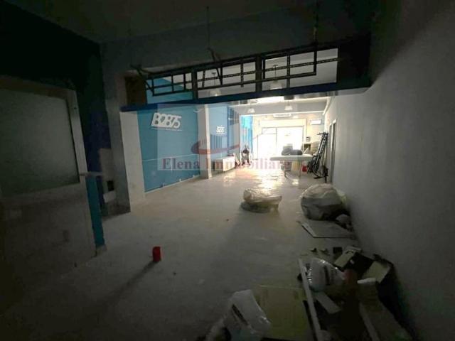 Locale Commerciale in affitto a Alcamo, Sicilia