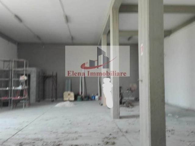 Locale Commerciale in affitto a Alcamo, Sicilia
