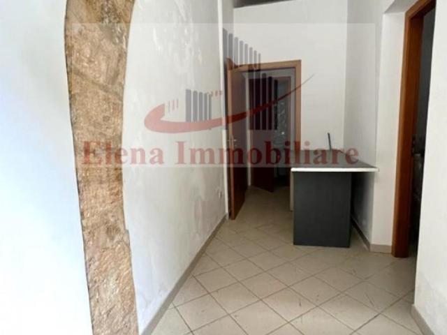 Locale Commerciale in affitto a Alcamo, Sicilia