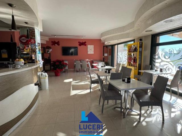 Locale Commerciale in vendita a Puglia, Lecce