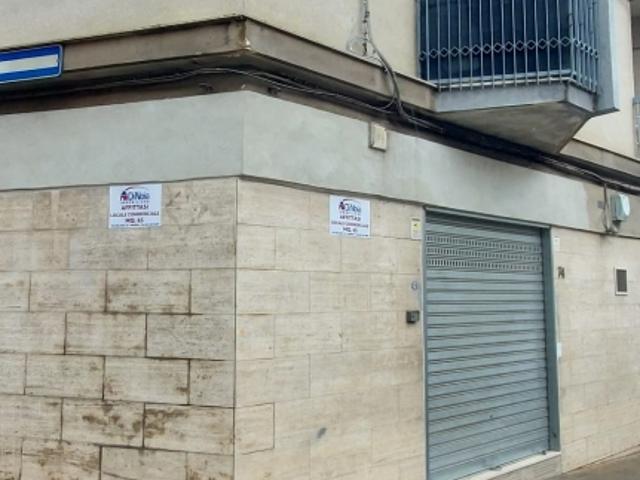 Locale Commerciale in affitto a San Valentino, Puglia