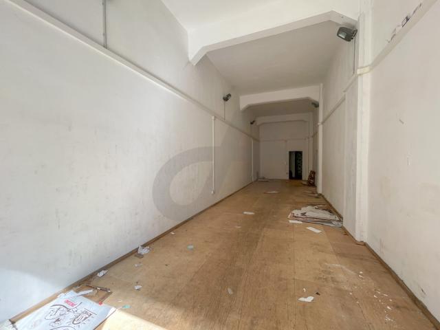 Locale Commerciale in affitto a Benevento, Campania