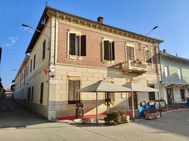 Locale Commerciale in affitto a Piemonte, Torino