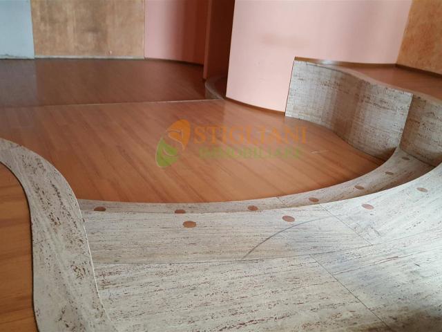 Locale Commerciale in affitto a Campobasso, Molise
