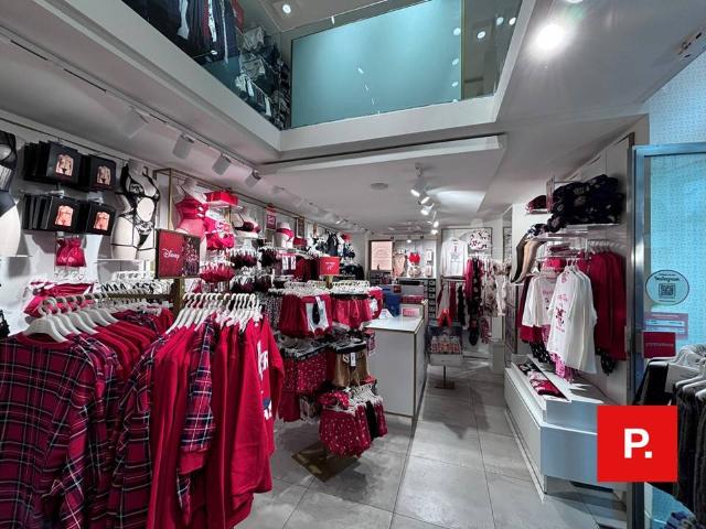 Locale Commerciale in affitto a Centro Storico, Caserta