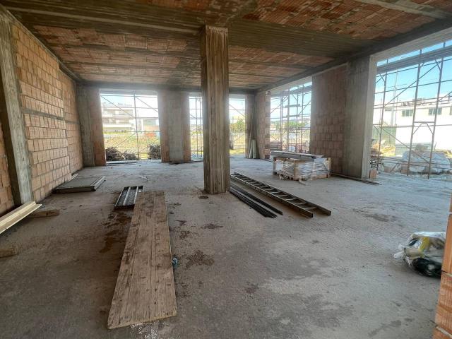 Locale Commerciale in affitto a Calabria, Catanzaro