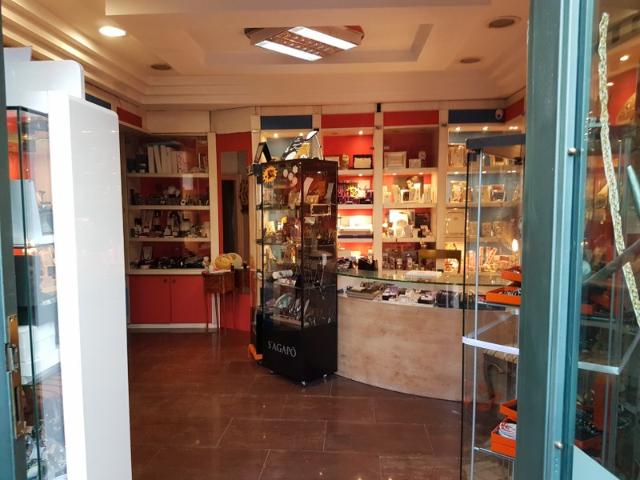 Locale Commerciale in affitto a Fontana Liri Superiore, Lazio