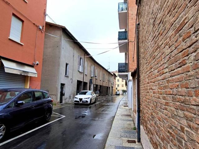 Locale Commerciale in affitto a Unione dei comuni del Distretto Ceramico, Formigine