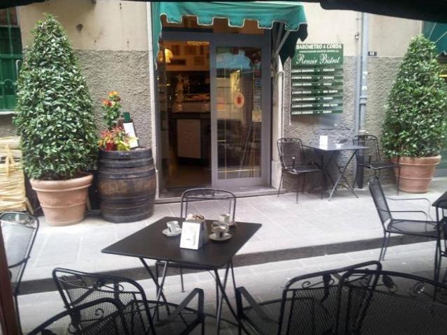 Locale Commerciale in affitto a Serra Riccò, Liguria