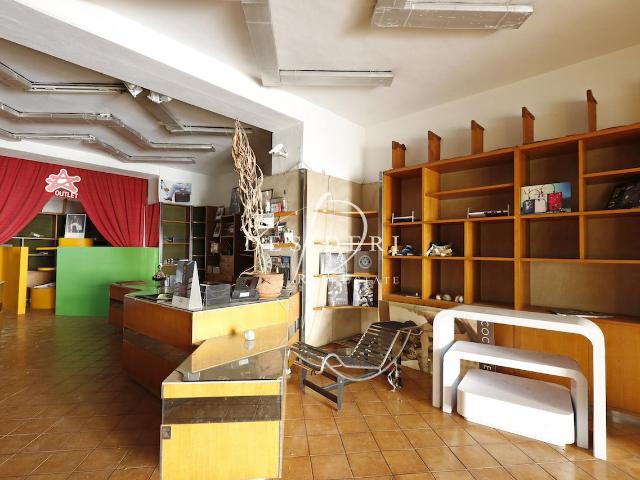 Locale Commerciale in affitto a Centro, Monte Argentario