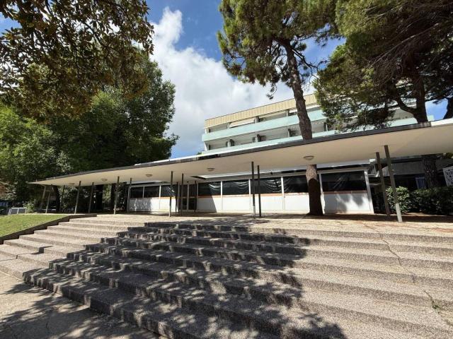 Locale Commerciale in affitto a Lignano Pineta