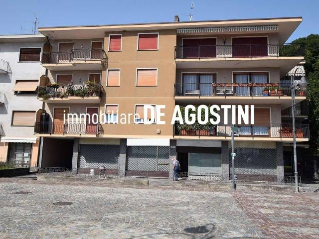Locale Commerciale in affitto a Piemonte, Novara