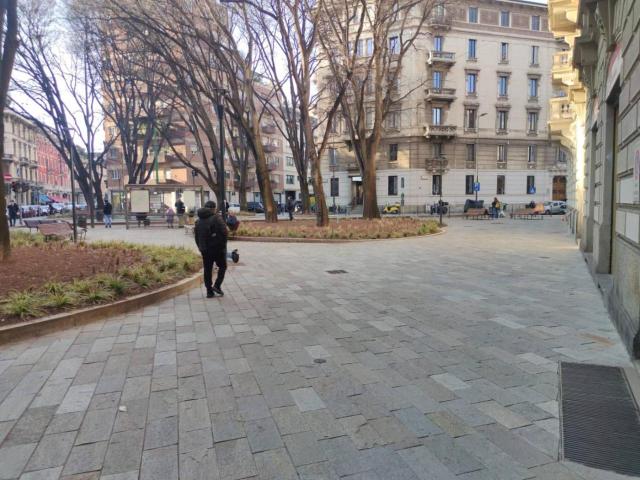 Locale Commerciale in affitto a Municipio 2, Milano