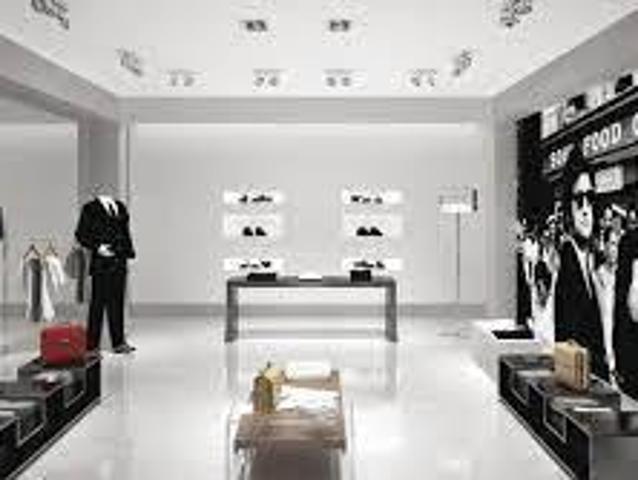 Locale Commerciale in affitto a Crocetta, Milano