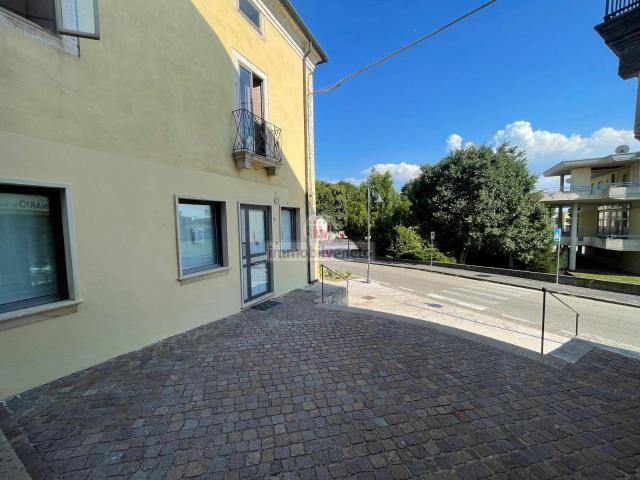 Locale Commerciale in affitto a Orgiano, Veneto