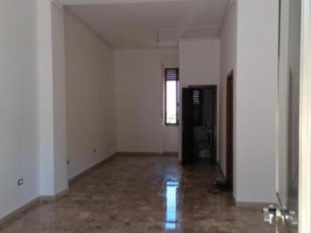 Locale Commerciale in affitto a Orsogna, Abruzzo