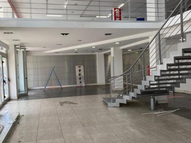 Locale Commerciale in affitto a Zanni, Pescara