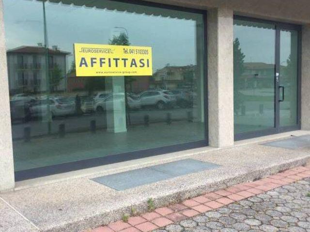 Locale Commerciale in affitto a Rivale, Pianiga