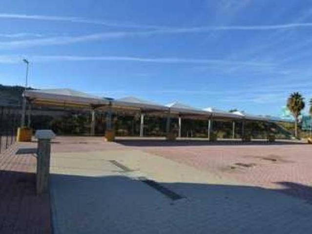 Locale Commerciale in affitto a Marche, Ascoli Piceno