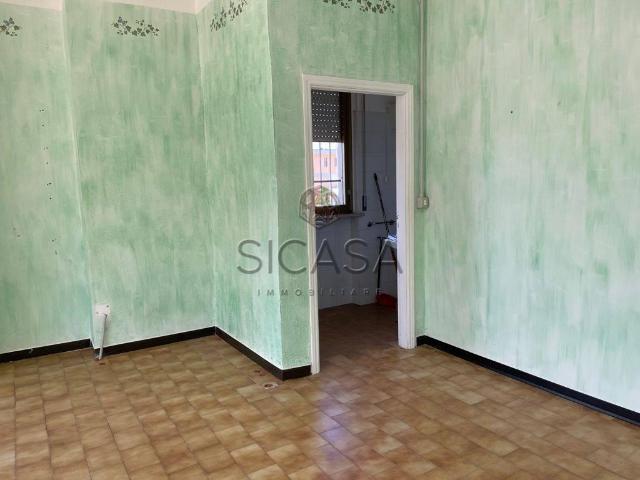 Locale Commerciale in affitto a San Giustino, Umbria