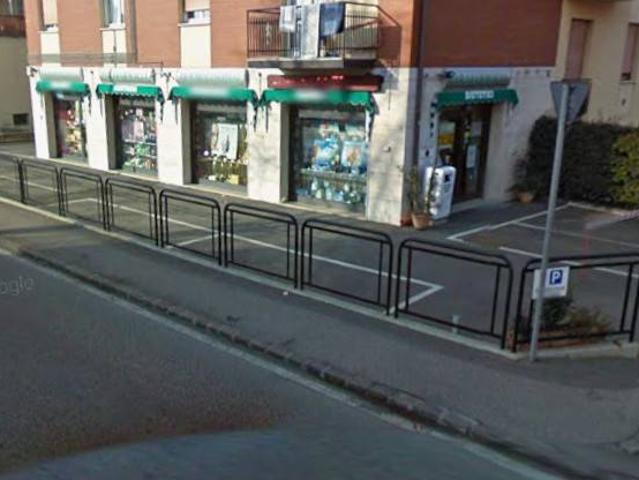 Locale Commerciale in affitto a Unione dei comuni del Distretto Ceramico, Sassuolo