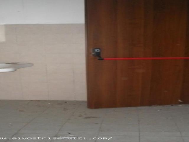Locale Commerciale in affitto a Neapolis, Siracusa