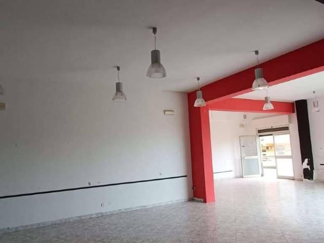 Locale Commerciale in affitto a Spadafora, Sicilia