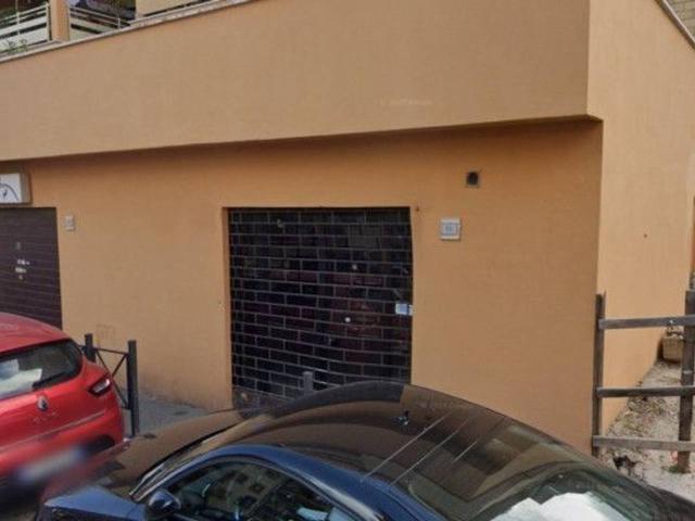 Locale Commerciale in affitto a Roma Capitale, Lazio