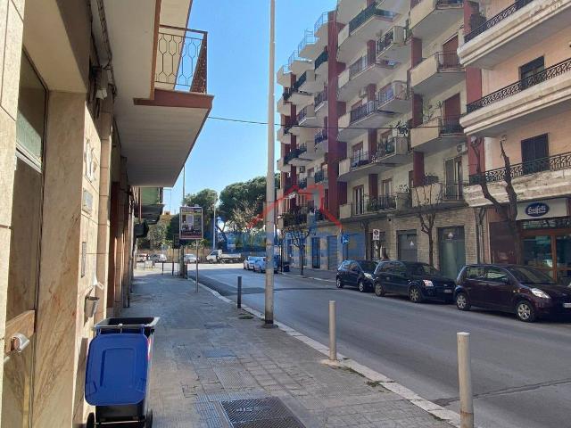 Locale Commerciale in affitto a Puglia, Barletta-andria-trani
