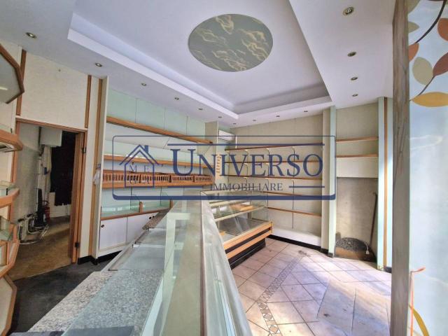 Locale Commerciale in affitto a Voghera, Lombardia