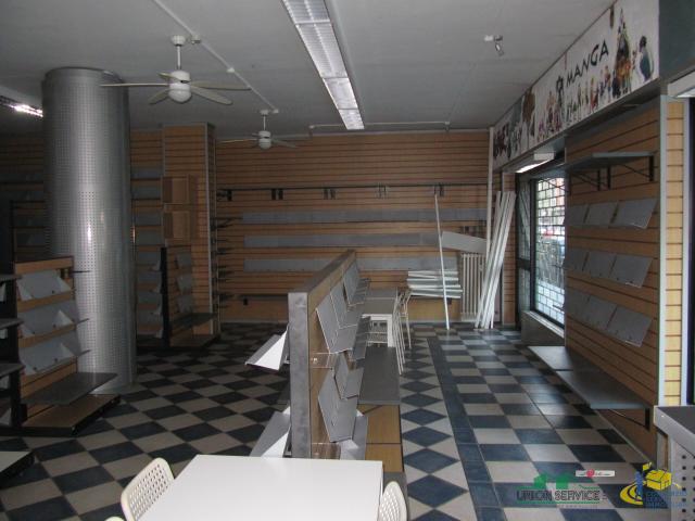 Locale Commerciale in affitto a Parma Centro, Sorbolo