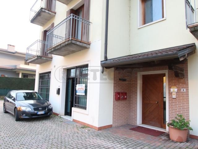 Locale Commerciale in affitto a Arcugnano, Veneto