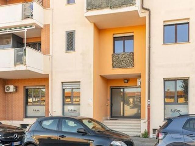 Locale Commerciale in affitto a Roma Capitale, Lazio