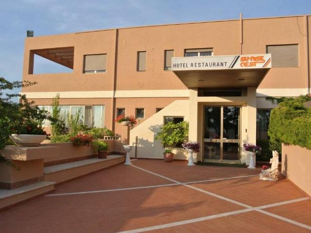 Locale Commerciale in vendita a Acropoli di Civitavecchia, Arpino