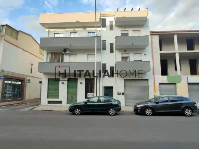 Locale Commerciale in vendita a Assèmini/Assemini, Casteddu/Cagliari