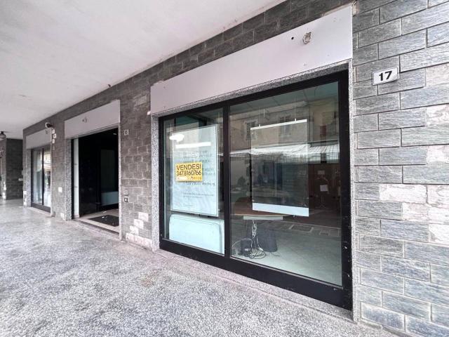 Locale Commerciale in vendita a Belgioioso, Lombardia