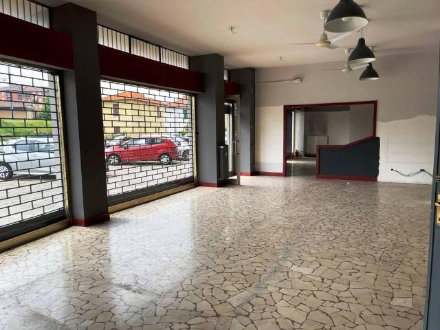 Locale Commerciale in vendita a San Tomaso de' Calvi, Bergamo